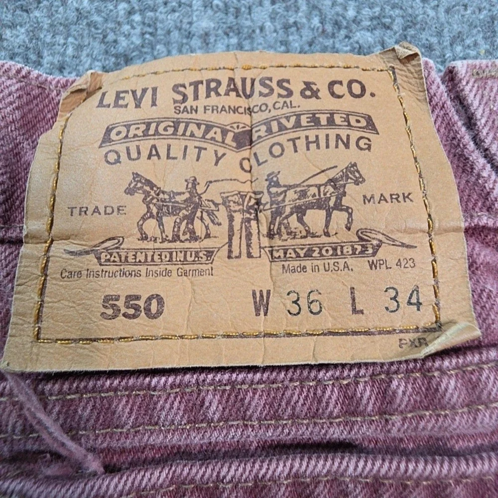 Vintage Levis 550 Jeans Mens 36x34 Red Medium Wash Relaxed Tapered USA 90s